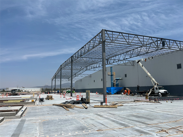 Amplicacion Nave Thyssenkrupp